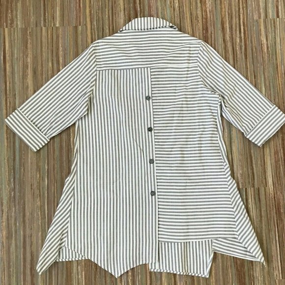 Red Coral Striped Tunic Shirt Asymmetric Hem Top White/Grey Oversized Flowy - Picture 5 of 7